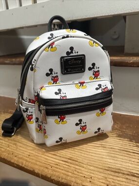 Mickey Mouse Loungefly Disney Mini Backpack NWOT Faux Leather Collectible Bag